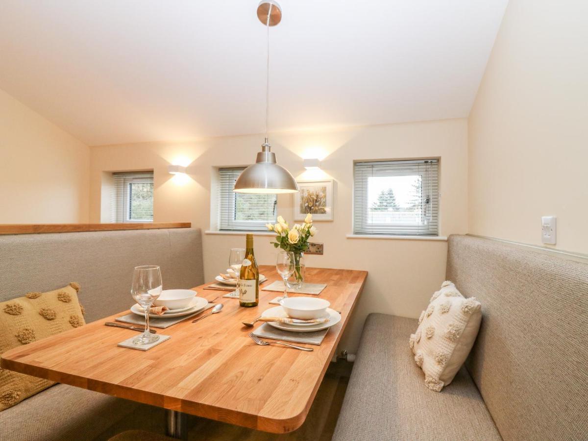 Larchwood Lodge Ellon Eksteriør billede